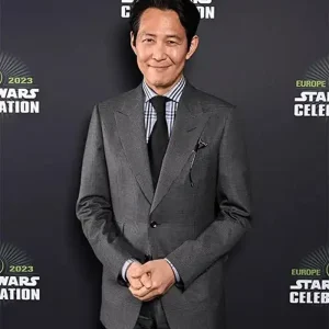 The Acolyte 2024 Lee Jung-Jae Grey Blazer