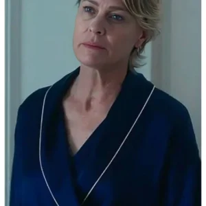 Laura Sanderson The Girlfriend Blue Robe